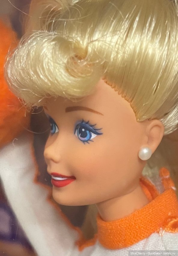 Девочка чирлидер / Illinois University Barbie Cheerleader