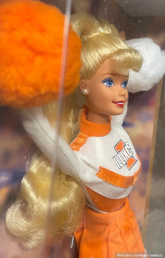 Девочка чирлидер / Illinois University Barbie Cheerleader (фото 10)