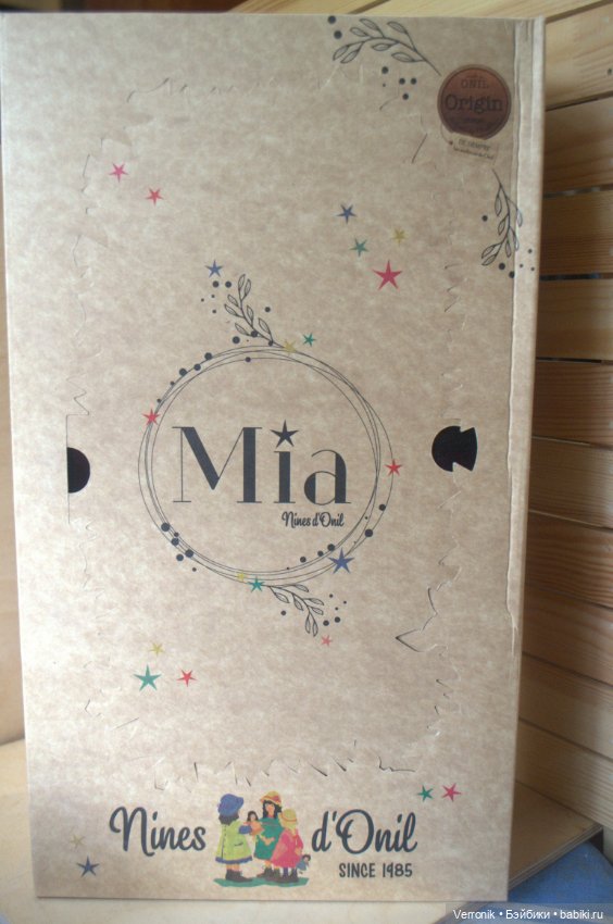 Нинес д'Онил - Nines d'Onil / Мия (30 см) Мия- девочка в желтом платье (фото 6)