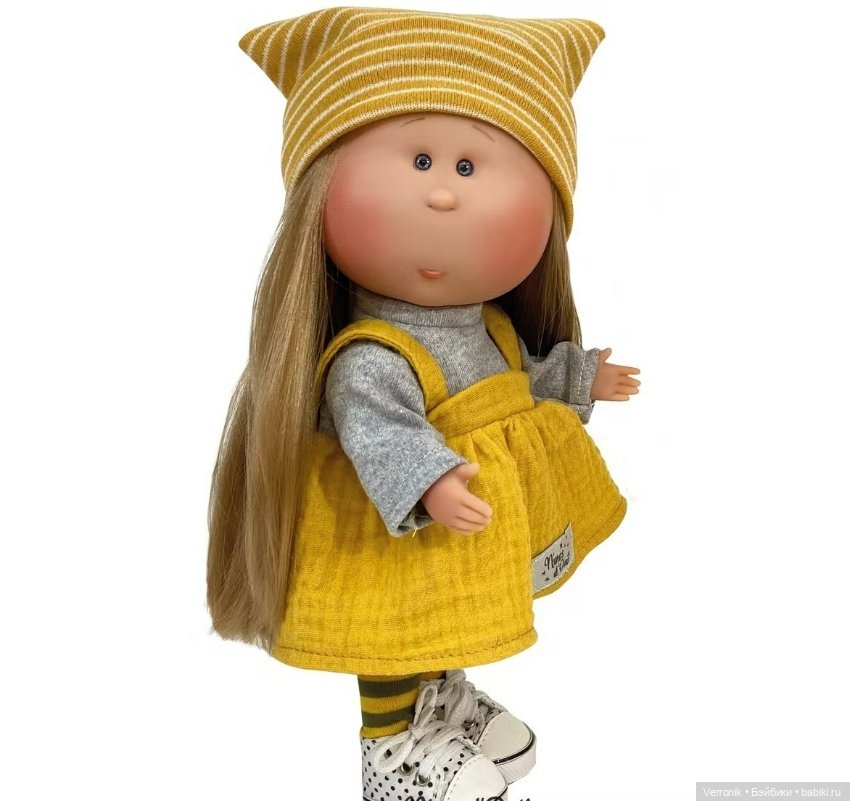 Нинес д'Онил - Nines d'Onil / Мия (30 см) Мия- девочка в желтом платье