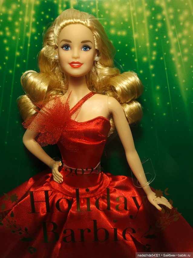 Барби Праздничная 2022 Блондинка (фото 2)