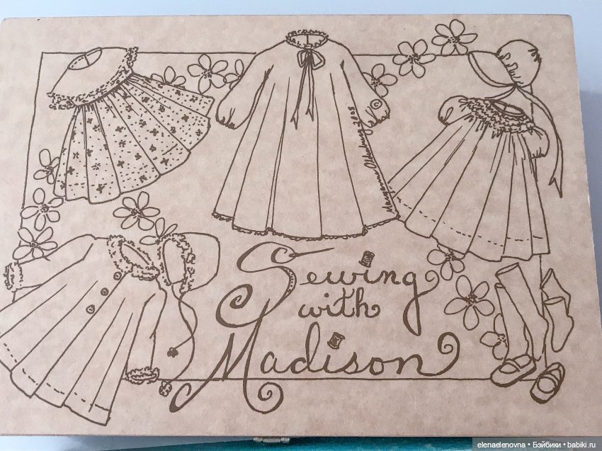 Maryanne Oldenburg, Madison and her sewing box (Мэдисон и ее швейная коробка)