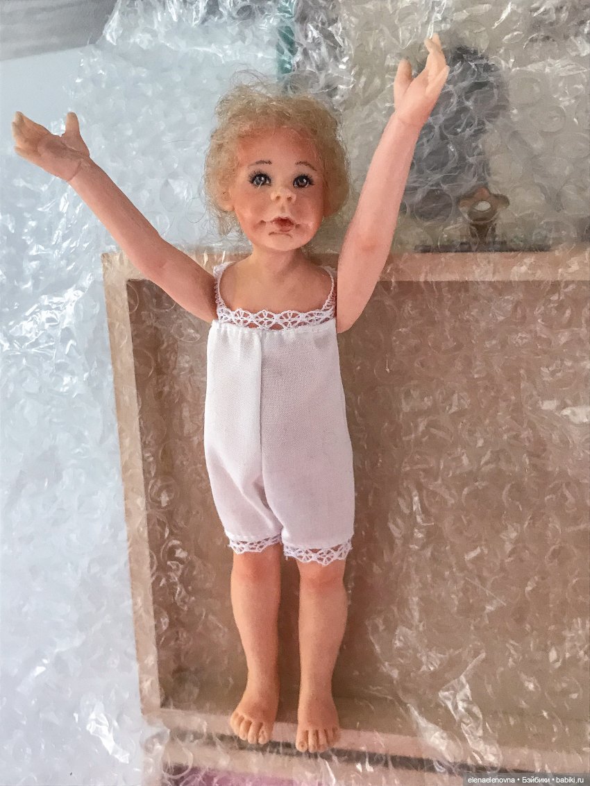 Maryanne Oldenburg, Madison and her sewing box (Мэдисон и ее швейная коробка) (фото 4)