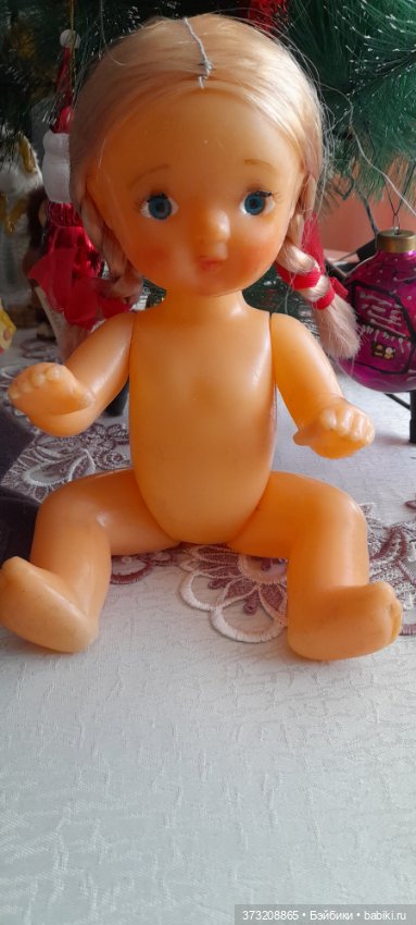 Девочка идет на прогулку — Винтажные куклы и игрушки детства (фото 7)