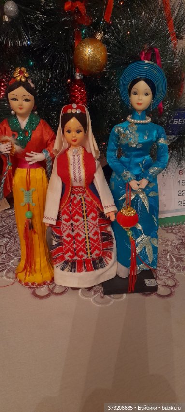 Три грации — Статуэтки