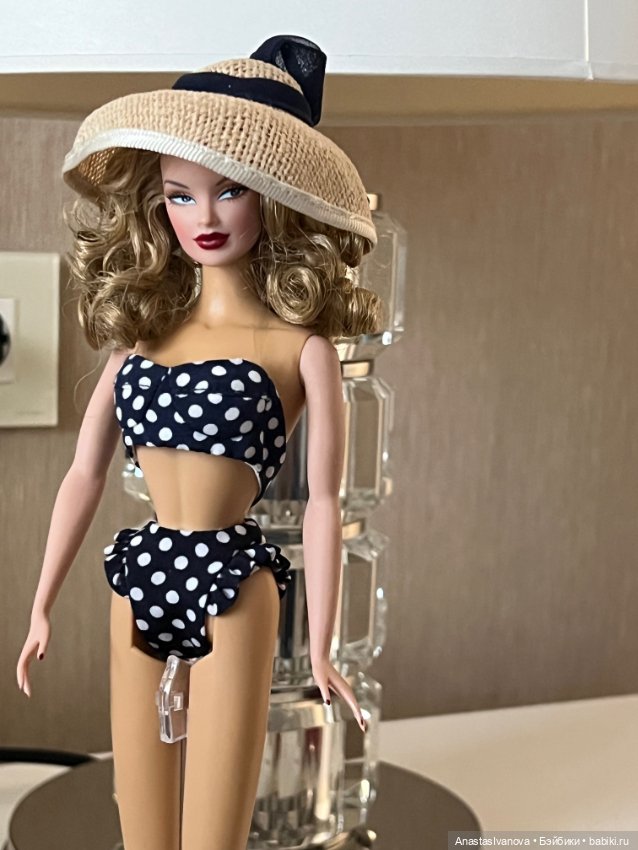 Fashion Royalty Veronique Chic Escape LE 1000 (фото 3)