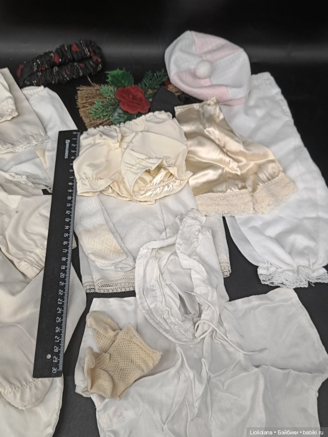 Лот винтажной одежды для кукол (фото 5)