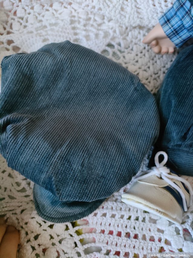 Немецкая фарфорка в классном аутфите (фото 3)