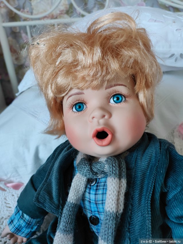 Немецкая фарфорка в классном аутфите (фото 2)