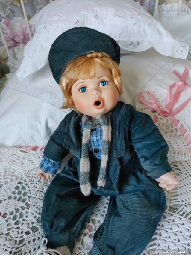 Немецкая фарфорка в классном аутфите (фото 10)