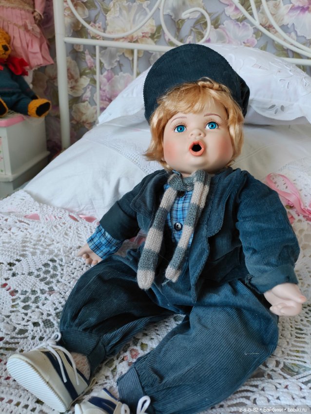 Немецкая фарфорка в классном аутфите (фото 8)