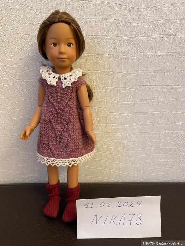 Вязаные платья для куколок Kruselings