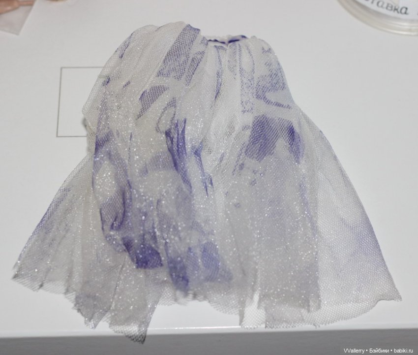 Платье Barbie Millennium Princess 2000 (фото 4)