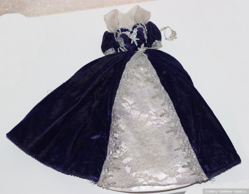Платье Barbie Millennium Princess 2000