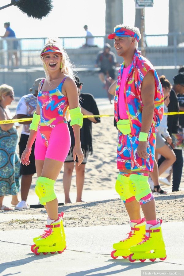 Марго Робби Barbie НРФБ на роликах (фото 4)