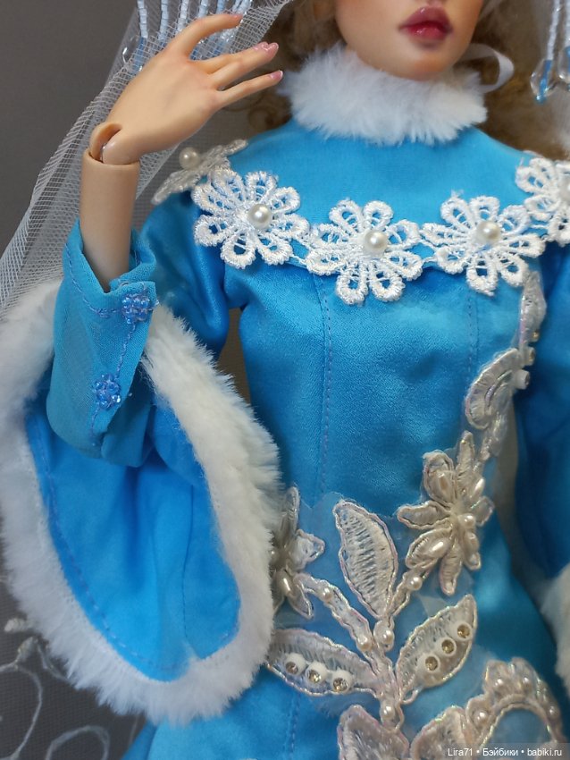 Наряд в русском стиле на девочек 1/4