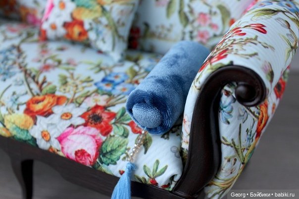 Диван для кукол — Кукольная мебель (фото 5)