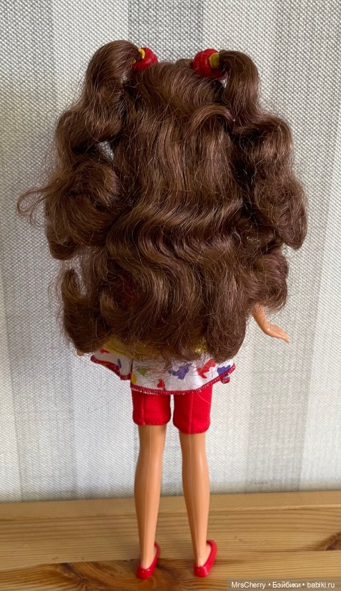 Кортни - подружка Скиппер \ Cool tops Courtney (фото 2)