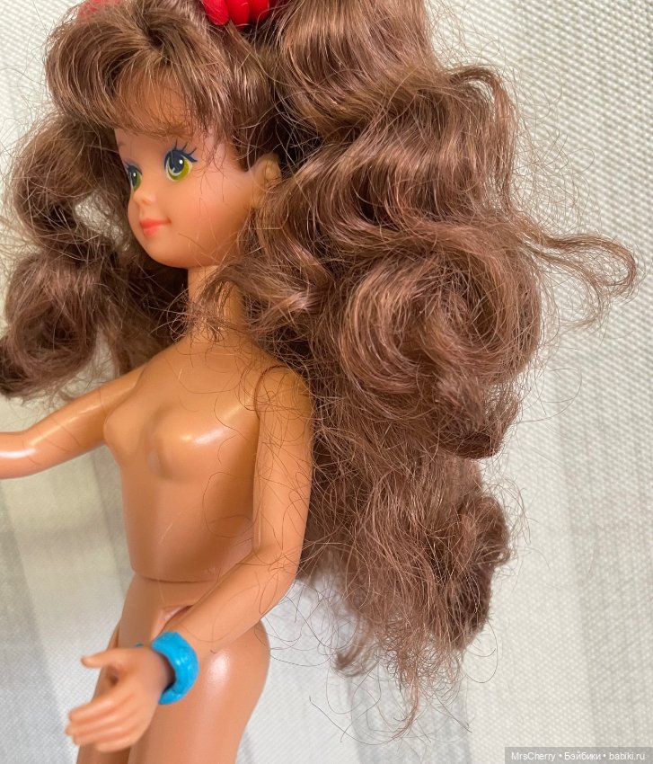 Кортни - подружка Скиппер \ Cool tops Courtney