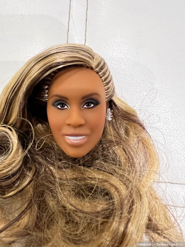 2# Голова Tribute Collection Laverne Cox Лаверна Кокс (фото 10)