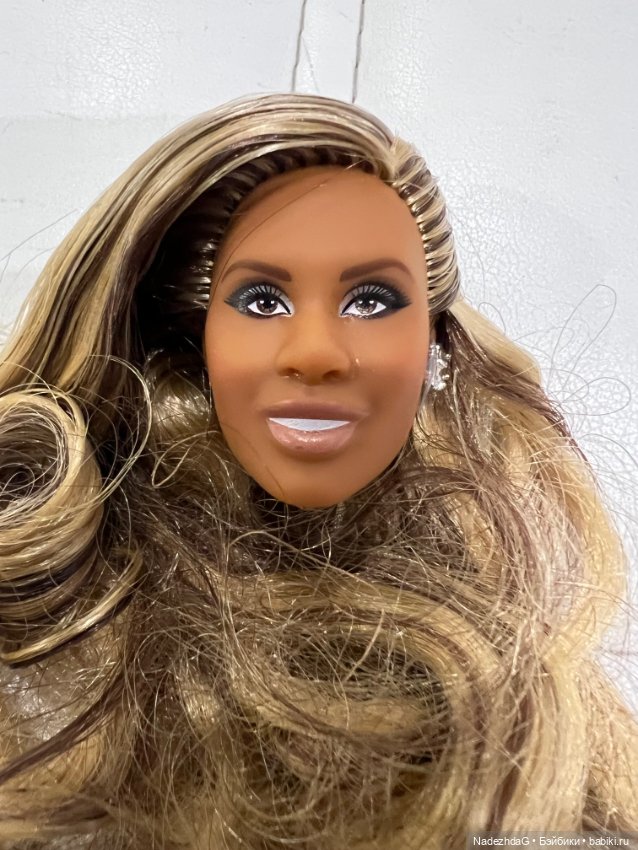 2# Голова Tribute Collection Laverne Cox Лаверна Кокс (фото 3)