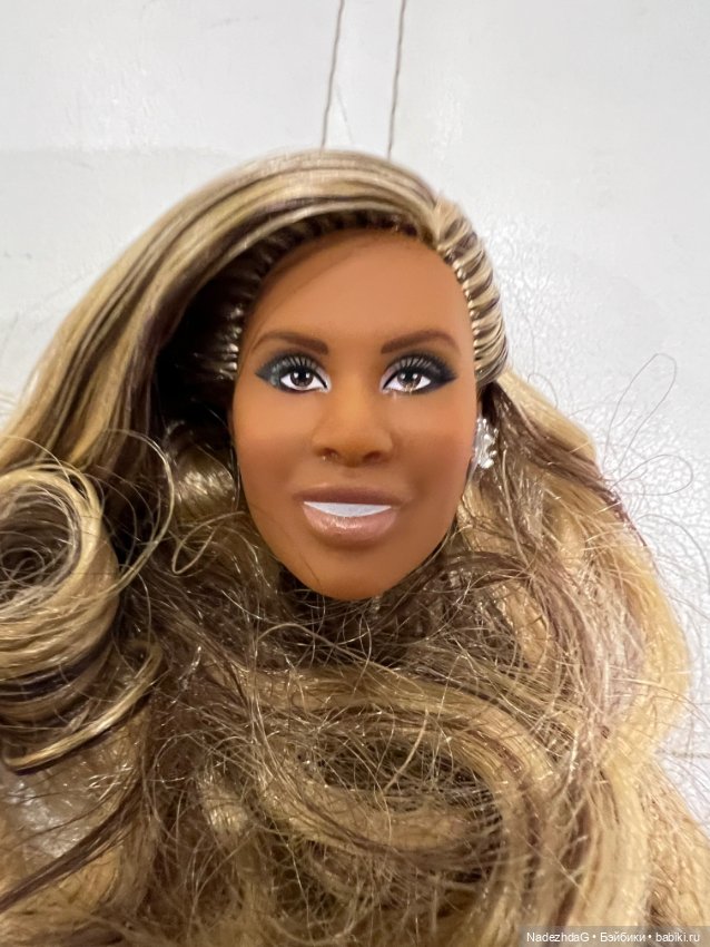 2# Голова Tribute Collection Laverne Cox Лаверна Кокс (фото 2)