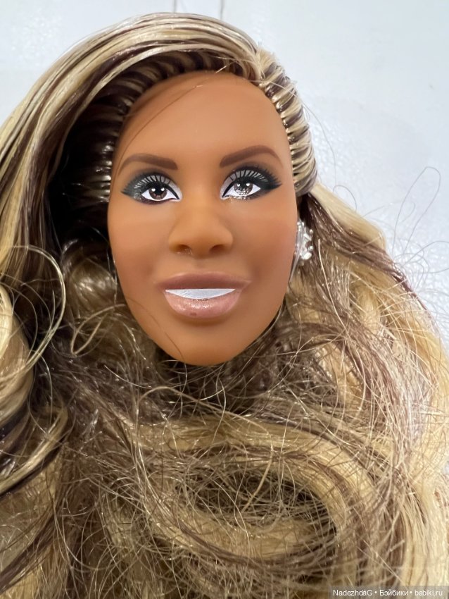 2# Голова Tribute Collection Laverne Cox Лаверна Кокс