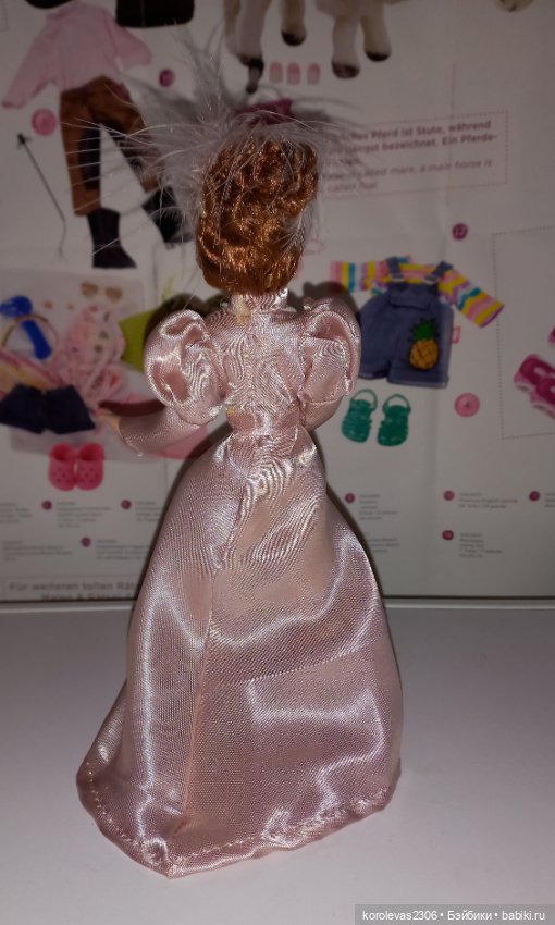 Фарфоровая кукла из серии "Дамы эпохи" (фото 2)