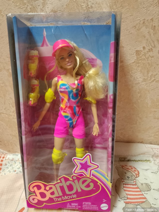 Марго Робби Barbie НРФБ на роликах