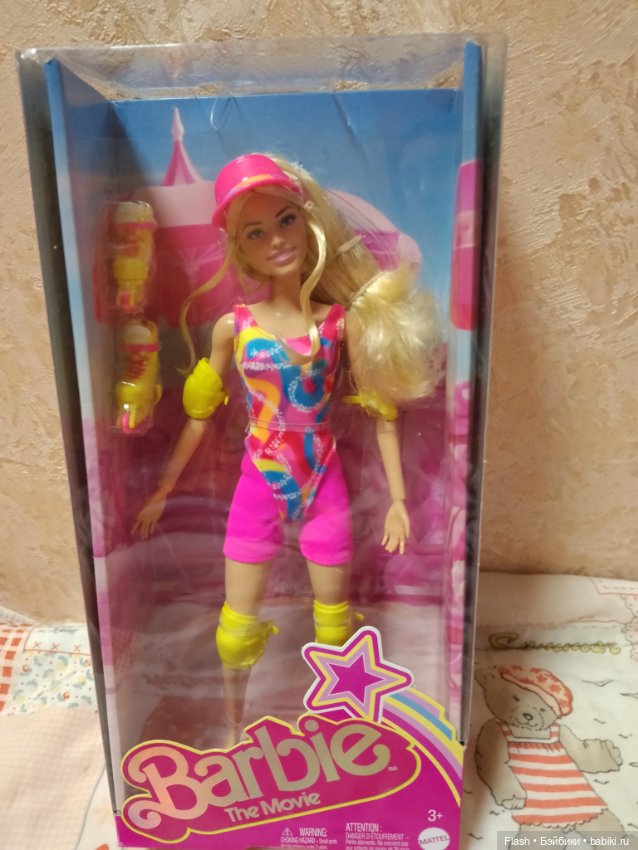 Марго Робби Barbie НРФБ на роликах (фото 5)