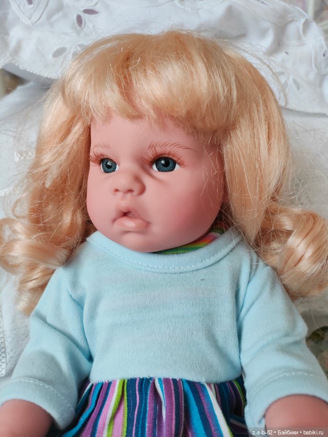 Красивая полностью виниловая кукла (фото 4)
