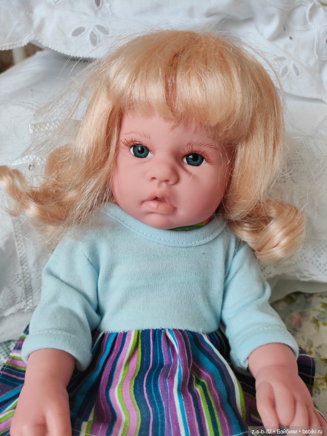 Красивая полностью виниловая кукла (фото 7)