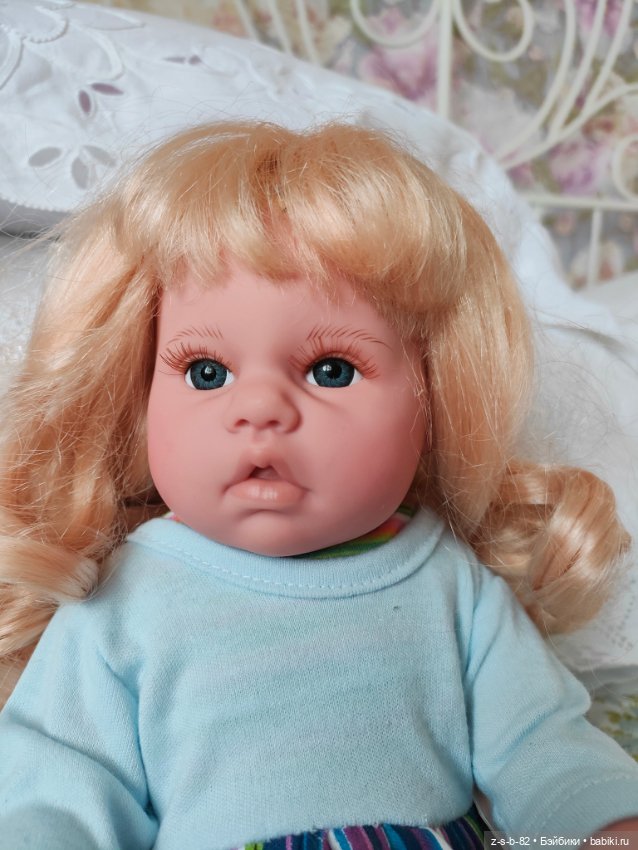 Красивая полностью виниловая кукла (фото 2)