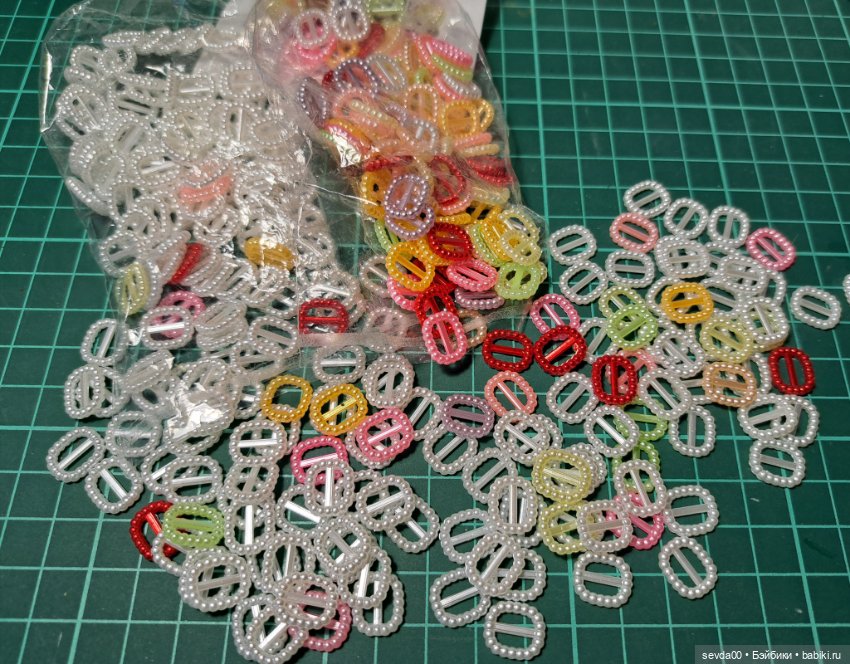 Прыжка для кукол,стразы цветочки (фото 8)