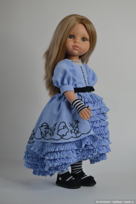 Комплект одежды "Алиса в стране чудес" на Paola Reina (фото 5)