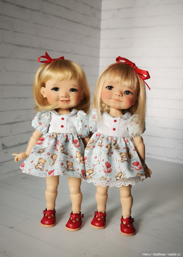 Платья для Meadowdolls 28 см