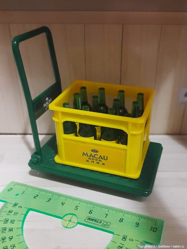 Ящик пива на тележке — Миниатюра для кукол (фото 7)