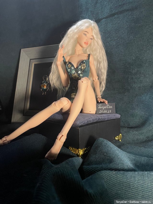 Корсет и трусы для Joydolls