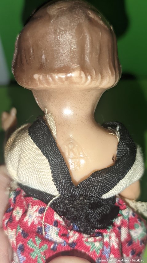Куколка из колкого пластика Ари Ari August Riedeler GmbH &Co. KG, ГДР, высота 15 см (фото 5)
