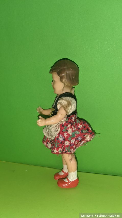 Куколка из колкого пластика Ари Ari August Riedeler GmbH &Co. KG, ГДР, высота 15 см (фото 3)