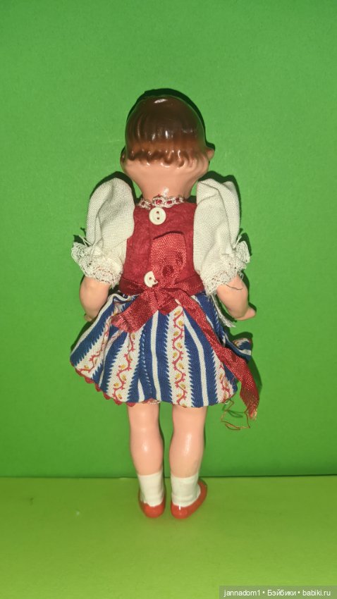 Очаровательная куколка-рельефка ECW-E. Christian Wittig, высота 18,5 см (фото 3)