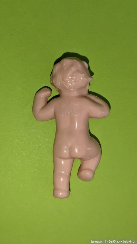 Пупсик-ангелочек Ges.gesch.hels из колкого пластика, высота 7,5 см (фото 2)