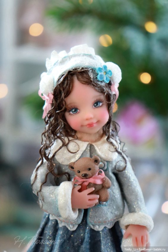 Девочка с мишкой в ретро стиле. Ватная игрушка (фото 4)