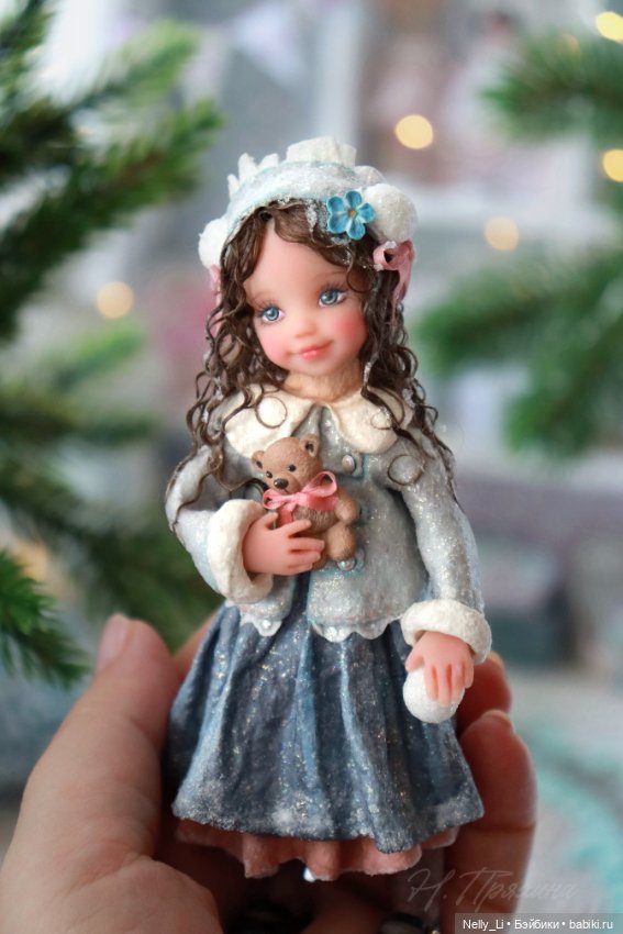 Девочка с мишкой в ретро стиле. Ватная игрушка (фото 2)