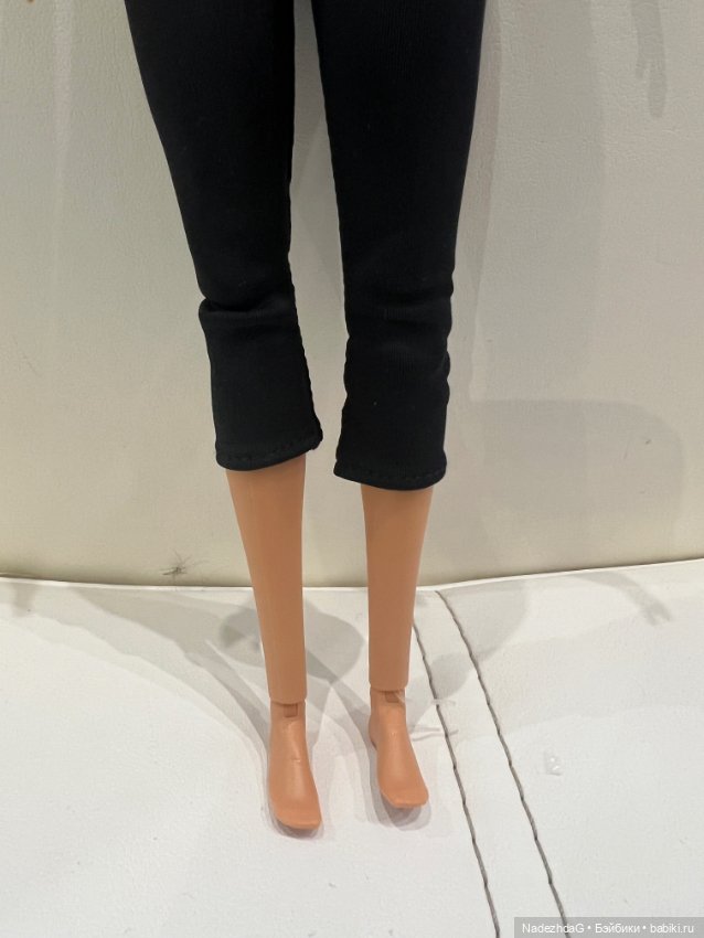 Двентя в лучезапяьсглм чуставе. Лучезапястный сустав оси движения. Движения кисти в лучезапястном суставе. Измерение движений в лучезапястном суставе. Ограничение движения лучезапястного сустава.