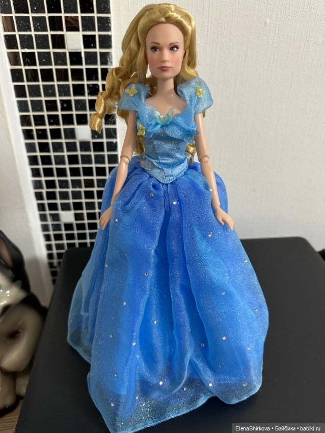 Золушка от Disney store, портретная Лили Джеймс (фото 3)