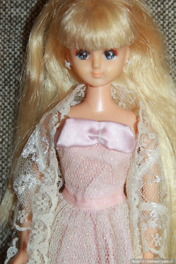 Винтажная подружка Дженни сероглазая Флора