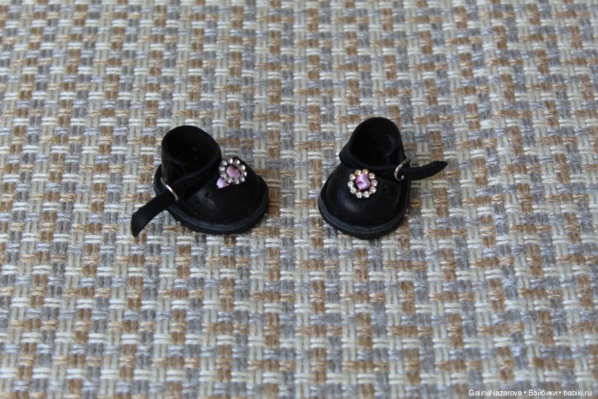 Одежда и обувь для пельмешек Meadow dolls ростом 28 см (фото 6)