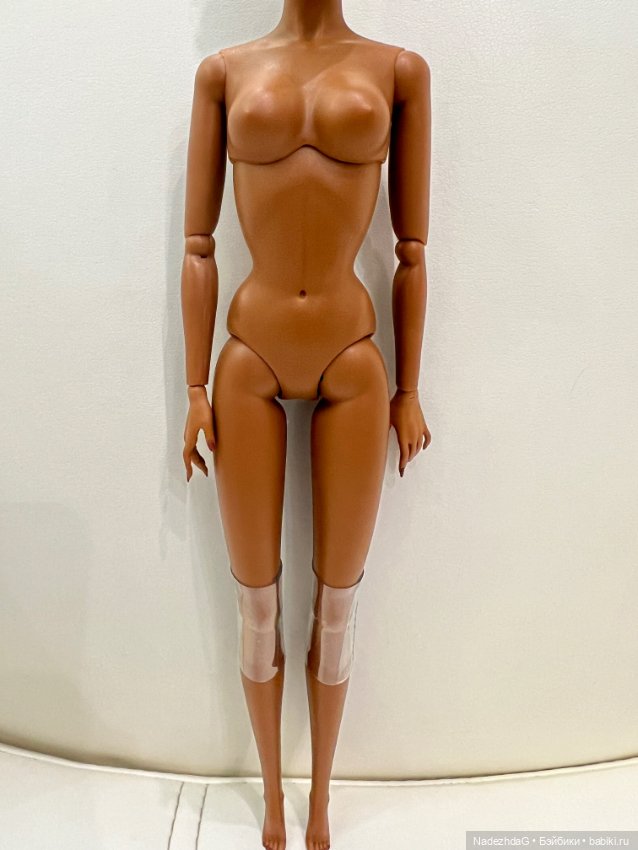 Lady Aurelia Grey Integrity 2023 год Нюд (фото 6)