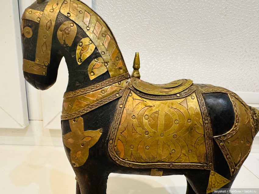 Лошади ручной работы. Лошади ручной работы. Брейер арабская лошадь. Лошади ручной работы. Лошадка в интерьере.